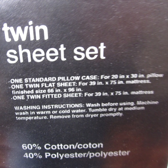 1 Twin Flat Sheet - White with Flowers - Picture 4 of 4